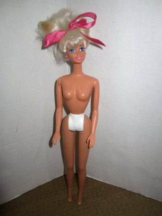 Vintage Mattel Barbie 1976 Face Hair Twist N Turn Bend Knees