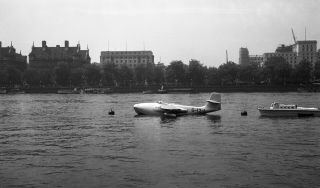 Saunders - Roe Sr.  A/1,  G - 12 - 1 On River Thames,  Cjune 1951; Large Negative