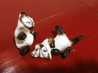 Vintage Kreiss Playful Siamese Cat Salt And Pepper Shakers With Rhinestone Embel