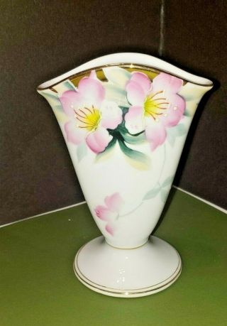 Vintage Noritake Azalea Fan Vase 5 1/2 " Tall Red Mark Exc Cond.