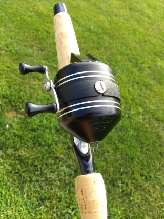 Vintage Zebco 606 Combo - Reel And 3300 Rod Nearly 6 Feet Old Stock