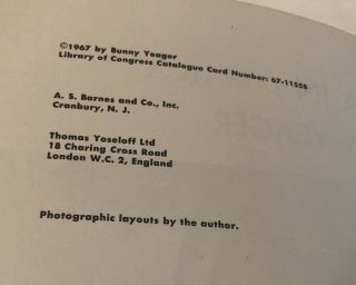 Vintage Bunny Yeager Camera In Jamaica Book 1st Edition 1967 3