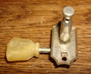 Vintage Kluson D - 169400 Gibson Tulip Button Treble Side Tuner 2