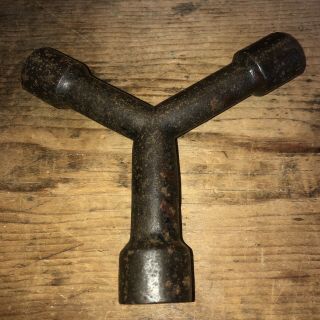 Vintage Cast Iron 3 Way Bed Bolt Wrench Tool