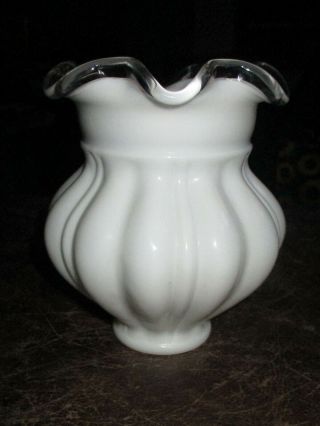 Vintage Fenton Silver Crest Silvercrest Ribbed Ruffled Vase 5.  75in