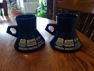 Set Of 2 Union Pacific Railroad System Texas Train Uprr Plastic Coffee Mug Cup