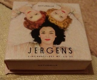 Vintage Jergens Naturelle Face Powder.  Precious Box