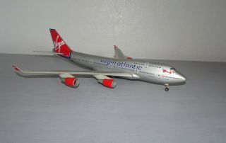 Virgin Atlantic Boeing 747 - 400 " Lady Penelope " Model Plane Scale 1:200