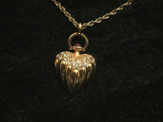 Joan Rivers Vintage Gold Tone Ribbed Heart Necklace 3
