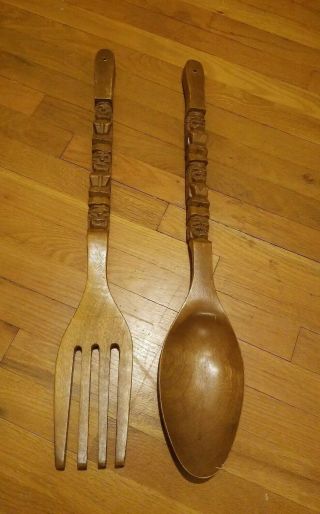 Large Vintage Mid Century Hand - Carved Tiki Wooden Fork & Spoon Wall Hanging Set