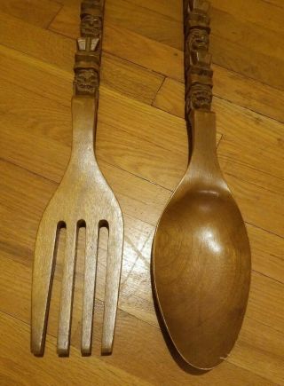 Large Vintage Mid Century Hand - Carved Tiki Wooden Fork & Spoon Wall Hanging Set 2