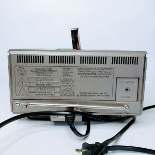 Vintage General Electric GE Portable TV AM/FM Radio Model No.  7 - 7150A 3