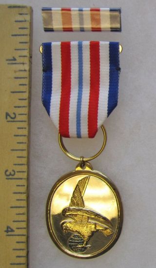 Post Ww2 Vintage Taiwan Roc Republic Of China Air Force Rapacious Condor Medal
