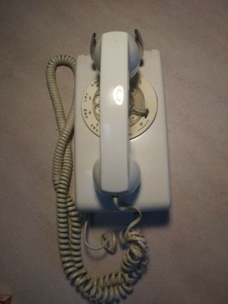 Vintage Western Electric Rotary White Phone Bell Systems Telephone Old