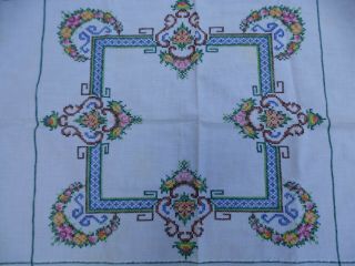 Vintage Large Cotton Embroidered Hand Embroidery Tablecloth W/ Napkins 47 " X 47 "