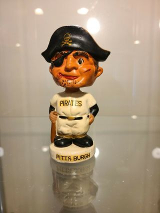 1960s Pittsburgh Pirates Mini Bobblehead Nodder