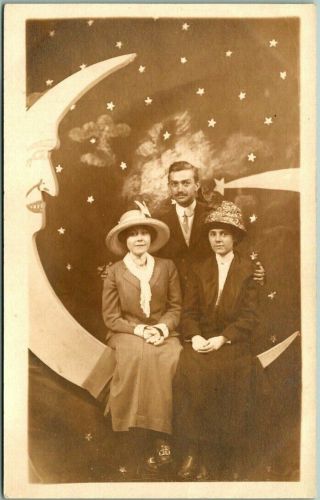 Vintage 1910s Paper Moon Real Photo Rppc Postcard 2 Young Ladies & A Man