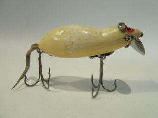 Vintage Heddon Meadow Mouse White Two Piece Hardware