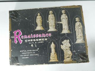 Vintage 1959 Renaissance Chessmen E.  S.  Lowe Set
