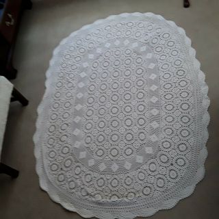 White Vintage Hand Crochet Cotton Lace Tablecloth Round Floral Tablecloth 68x59 "