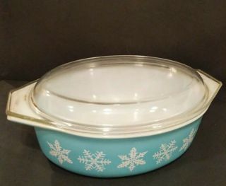 Pyrex Vintage White Snowflake On Turquoise 045 2 1/2 Qt Casserole Dish W/ Lid