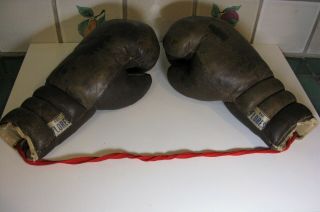 Vintage Ray Flores Leather Boxing Gloves (one Pair) 40 