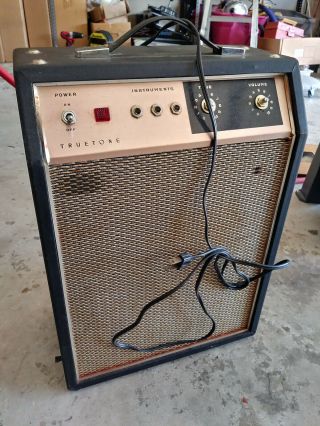 Vintage Guitar Amp