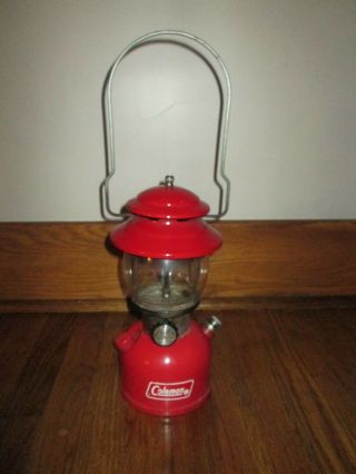 Vintage Coleman 200a 200 A Red Single Mantle Gas Lantern 1976