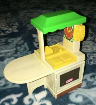 Vintage Little Tikes Doll House Kitchen Mini Furniture Sink Oven Phone Table