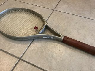 Vintage Wilson Profile 2.  7si Tennis Racquet Oversize 110 Sq In.  Size: 4 3/8 "