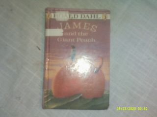 Vintage Hardback Book James And The Giant Peach Roald Dahl