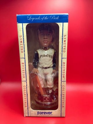 Roberto Clemente Forever Collectible Legends Of The Park Limited Ed.  Bobblehead