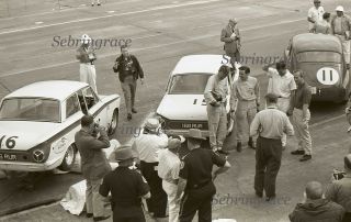 1964 Sebring 3 Hr Race - Dan Gurney & Jim Clark By Cortinas - 2 Negs (440 & 441)