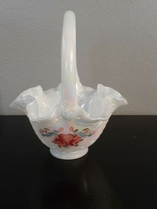 Vintage 7.  5 " Fenton Hand Painted Opalescent Glass Ruffled Basket With Handle