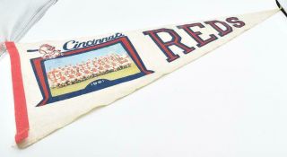 Cincinnati Reds Baseball Team Felt Pennant W/team Photo Robinson Freese Vintage