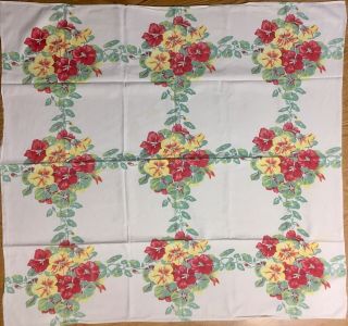 Vtg Tablecloth 48 X 50 Nasturtiums Flowers Red Yellow Green