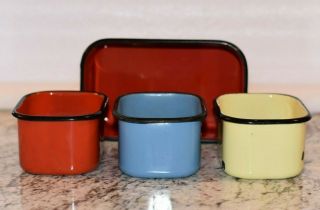 Vintage Beco Ware Enamel Refrigerator Dishes With Glass Lids Set Of 3