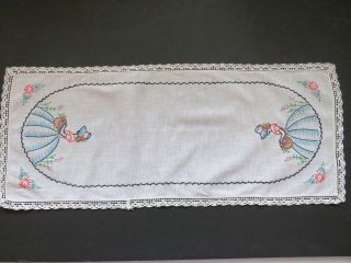 Vintage Hand Embroidered Crochet Lace Table Runner Dresser Scarf Southern Belle