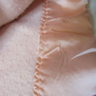 Vintage Beacon Corp Soft Acrylic Queen Blanket Satin Trim Made in the USA Pink 3