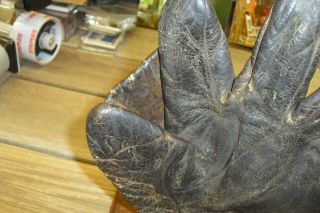 Antique Spalding Five Finger Leather Button Back Baseball Glove - Turn of Century 3
