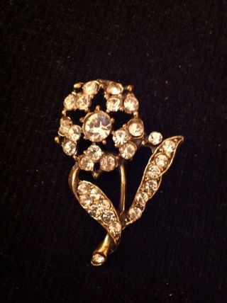 Vintage Estate Gold Tone Rhinestone Flower Brooch Pin
