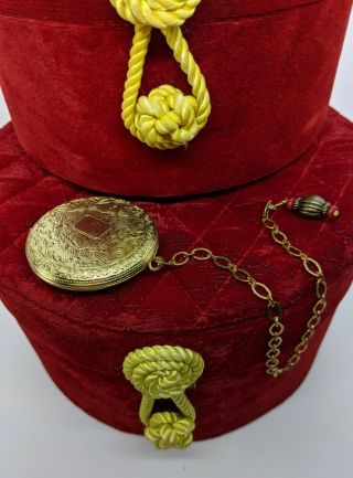 Vintage Pillbox That Looks Like Pocket Watch With Chain
