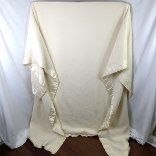 Vintage Waffle Weave Cream Thermal Blanket Queen 88x97 Soft Acrylic Satin Trim 2