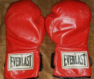 Everlast Vintage 14 Oz.  Boxing Gloves With Wrist Lock Feature Leather Thailand