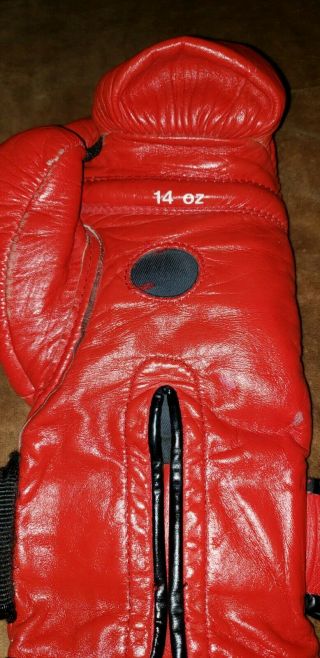 Everlast Vintage 14 oz.  Boxing Gloves with Wrist Lock Feature Leather Thailand 2