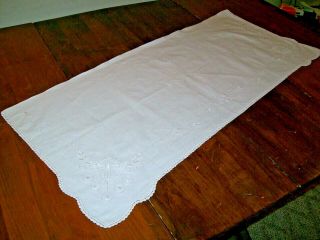 Vintage Hand Embroidered Dresser Scarf W/ Scalloped Crocheted Edging (c - 1)