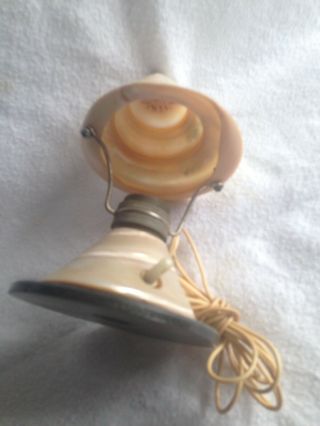 Unusual Vintage Hand Painted Mother of Pearl Sea Shell Lamp 3