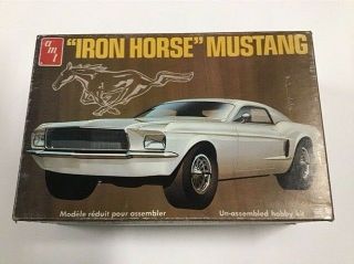 Amt “iron Horse” 1967 Ford Mustang " Show Car " Model Kit