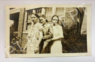 Vintage Snapshot Found Photo African American Women Well - Dressed 1930s Sisters