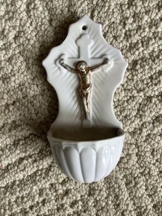 Vintage Religious Ceramic Porcelain Holy Water Font 5.  5 " Wall Mount 5683 German